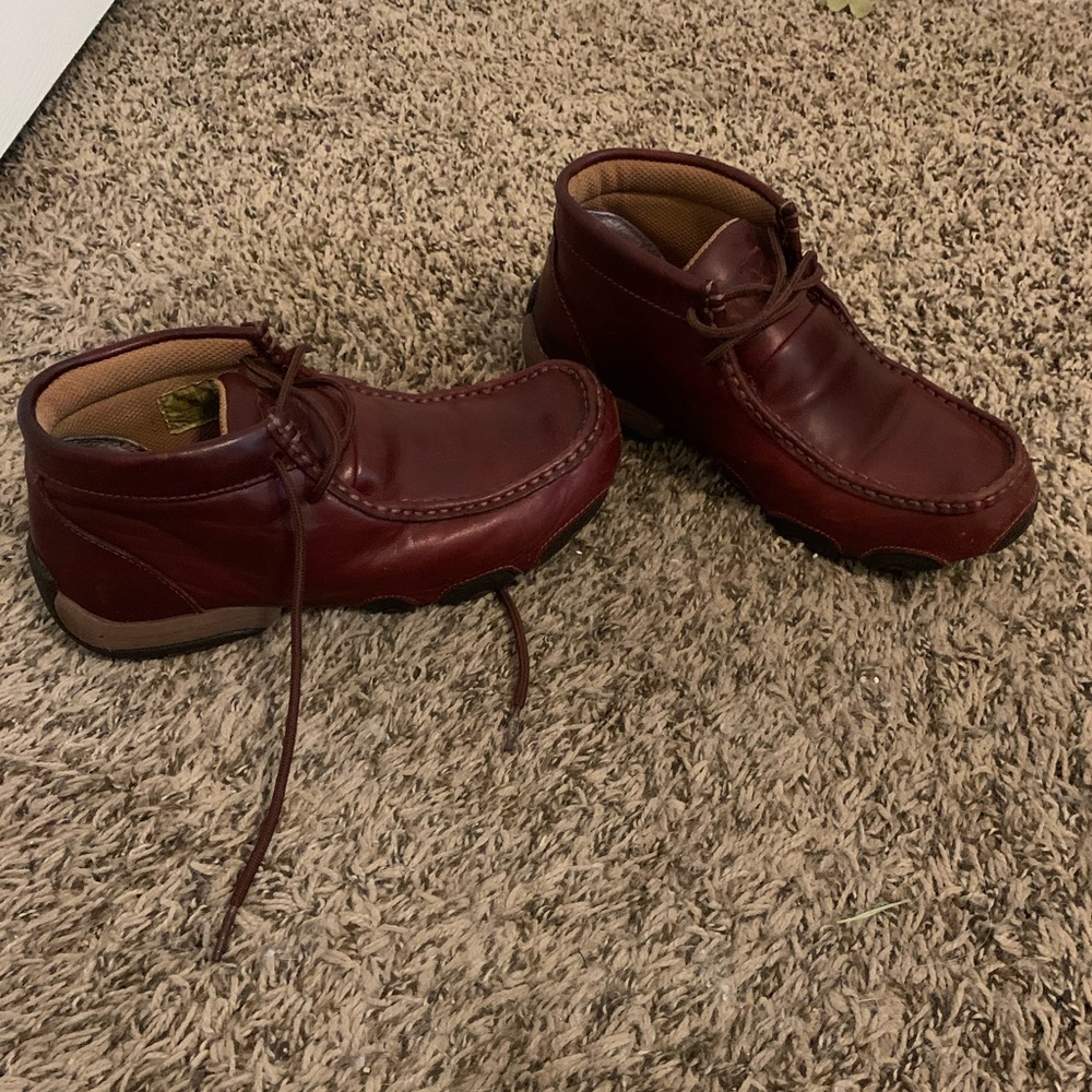 ❌SOLD❌ Women’s Twisted X Leather Lace up Moccasins